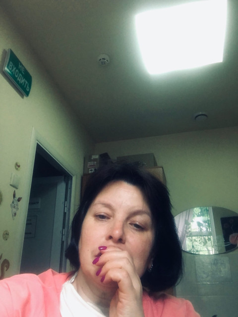 Елена, Россия, Донецк, 56 лет, 2 ребенка. Хочу найти Общительного

общение... но время покажет... но сначала общение...Дети взрослые... живут отдельно..