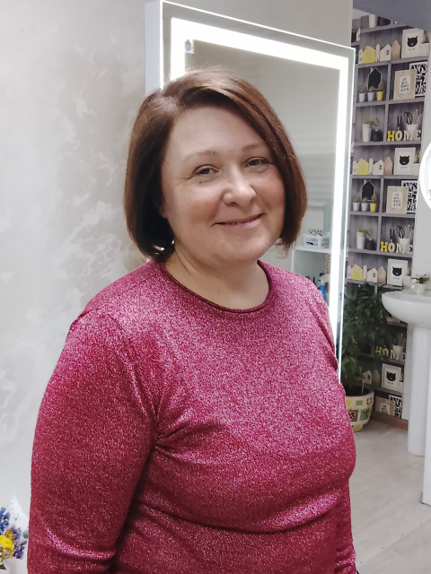 Светлана, Витебск, 50 лет, 3 ребенка, 4 фото. Ищу: Доброго мужчину по отношению ко мне и моим детям. Этого достаточно для начала создания семьи.  Анкета 493327. 