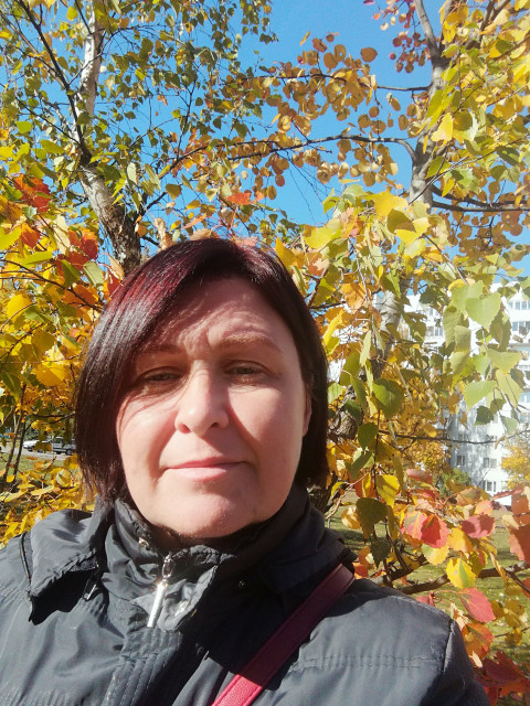 Светлана, Беларусь, Витебск, 47 лет, 3 ребенка. Хочу найти Доброго по отношению ко мне и моим детям. Этого достаточноЗдравствуйте. Живу с детьми. Строю свою жизнь заново. Пересматриваю взгляды на отношения. Восстанавл