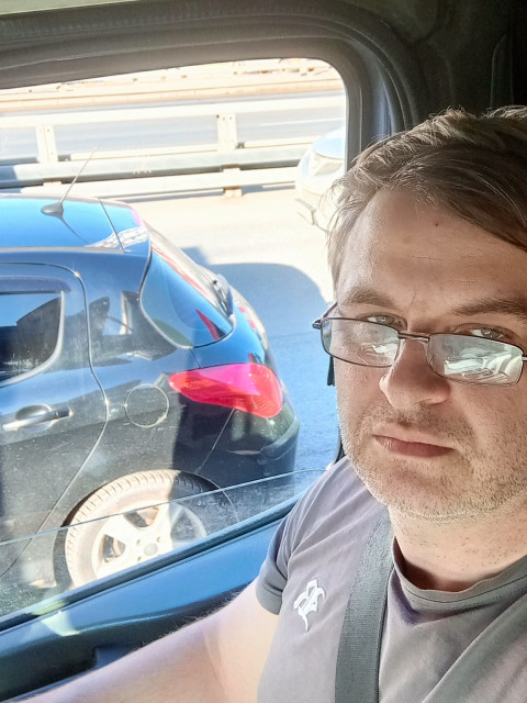 Евгений, Москва, 47 лет, 1 фото. Ищу москвичку, это упростит понимание друг друга. С невидимками не общаюсь.  Анкета 493458. 