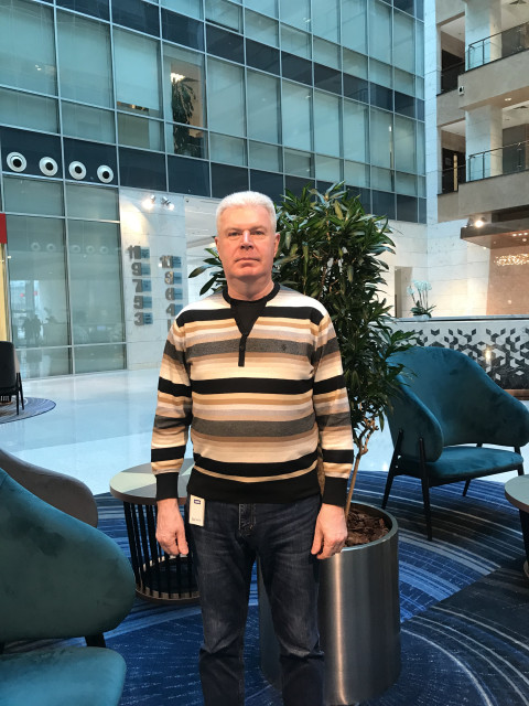 Станислав, Россия, Москва, 56 лет, 1 ребенок. Познакомлюсь с женщиной для любви и серьезных отношений, порядочный, без материальных и жилищных про54 года Рост 181, вес 88кг. Желаю познакомиться с женщиной из Москвы для серьёзных отношений. Я моск