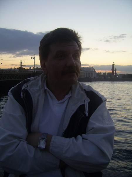 Миша, Россия, Санкт-Петербург, 63 года, 1 ребенок. Хочу найти домашную и понимающию женщинуработаю своя фирма хочу спокойную жизнь