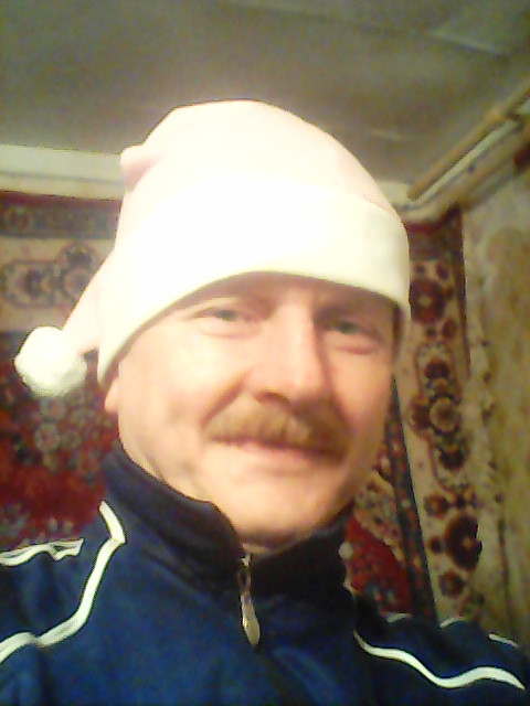 Андрей Иванов, Россия, Порхов, 56 лет, 1 ребенок. Хочу найти Честную , добрую ! Веселый и общительный ! живу в своем доме , дети отдельно ! люблю лес и рыбалку , вредные привычки в