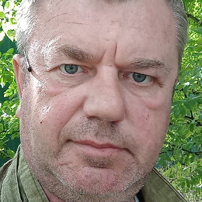 Сергей Дорожкин, Россия, Калуга, 48 лет, 1 ребенок. Хочу найти Душой, чтоб понравилась, а не теломСтал инвалидом в 97г. , продолжаю работать сторожем. 
Не употребляю спиртного но курю