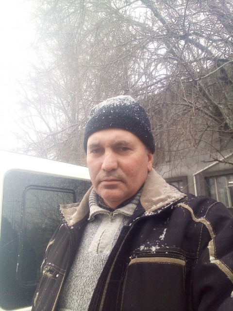 Виталий, Украина, Херсон, 48 лет, 1 ребенок. Познакомлюсь с женщиной для любви и серьезных отношений, брака и создания семьи. Хочу любимую жену и любящую маму для дочки 11 лет