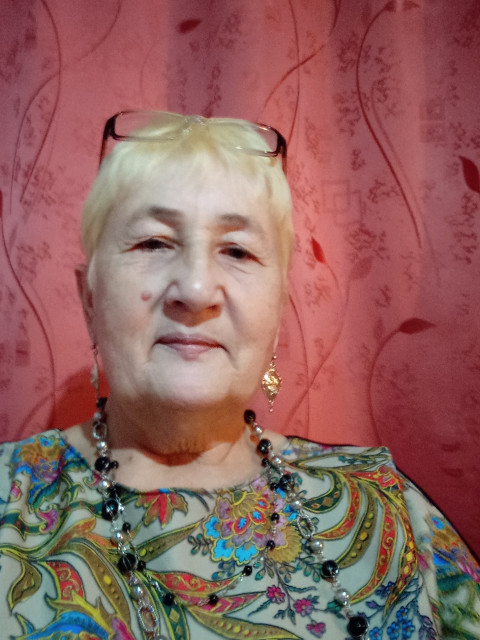 Галина, Россия, Кропоткин, 63 года, 1 ребенок. Познакомлюсь с мужчиной для дружбы и общения. Разведена , имею взрослую дочь которая учится и проживает со мной