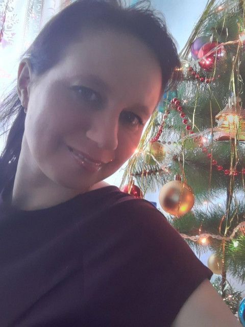 Алёна, Россия, Владивосток, 41 год, 2 ребенка. Познакомлюсь с мужчиной для брака и создания семьи. Привет. Меня интересуют серьёзные отношения. 