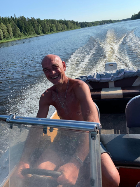 евгений, Россия, Талдом, 53 года. работаю, не пью, курю, дочка взрослая, не знаю чего ещё писать