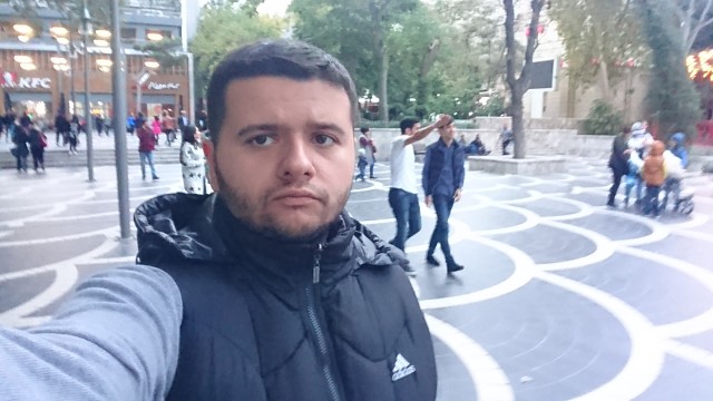 Ростислав Осадчий, Азербайджан, Баку, 28 лет. Хочу найти РмрмщоссррмшоСпшсшсшссрсршс