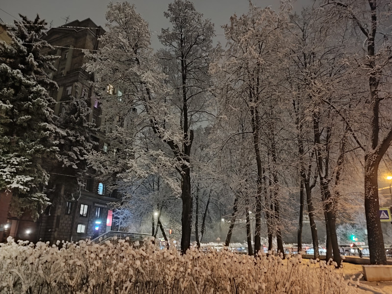 В Питере снег