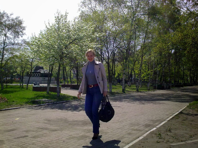 Анна, Россия, Владивосток, 47 лет, 1 ребенок. Хочу найти Принимать человека таким, какой он естьРост 178, по гороскопу Рак. Без вредных привычек. 