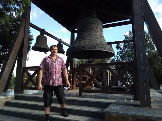 Роман, Санкт-Петербург, м. Чёрная речка, 41 год. Познакомлюсь с женщиной для любви и серьезных отношений, брака и создания семьи, гостевого брака, вомузыкант, композитор, добрый, люблю животных, вредные привычки в прошлом