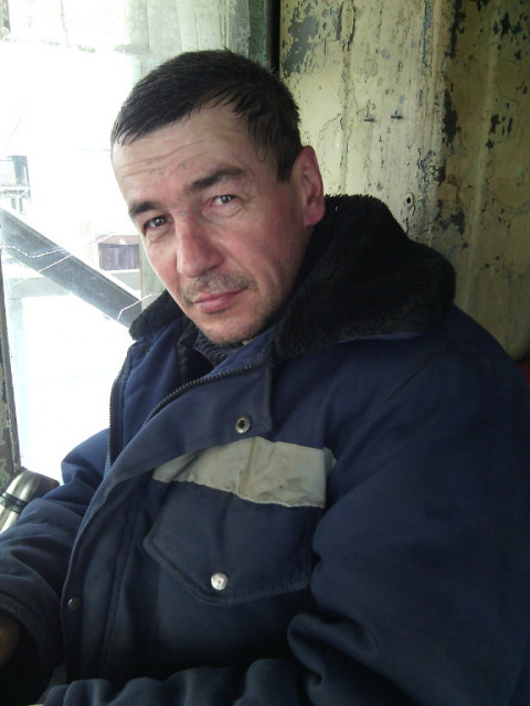 Алексей, Россия, Екатеринбург, 49 лет, 3 ребенка. Познакомлюсь с женщиной для любви и серьезных отношений. В разводе одна дочь живёт со мной а две отдельно