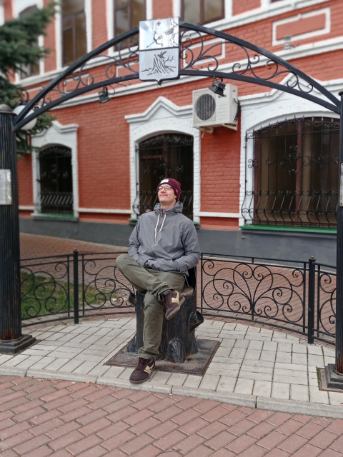 Иван Кошкин, Россия, Екатеринбург, 34 года. Высокий рост 196 см. 