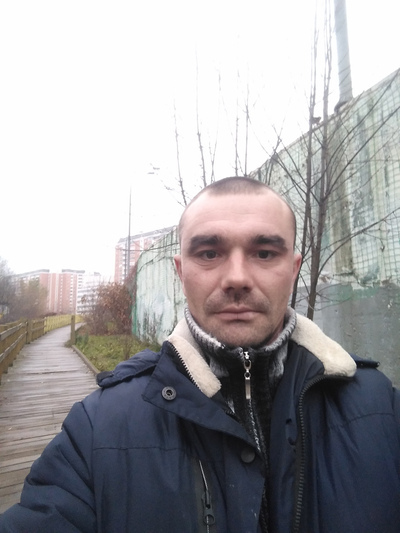 Павел Павлов, Россия, Москва, 35 лет. Хочу найти Надежную, верную, добруюРазносторонний, не пьющий, но курящий немного, ну что можно еще сказать?!, при общении все расскажу