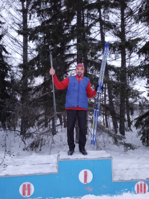 Виктор Пенкин, Россия, Омск, 55 лет, 2 ребенка. Хочу найти О-о-о, ну это же так просто! Любимую, естественно! Для регулярных, здоровых встреч, генерирования поА между тем, просто починяю бибики гражданам & гражданкам, до прелестниц не домагаюсь, любознате