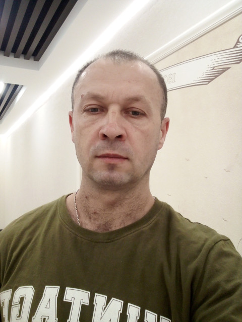 Марин, Санкт-Петербург, 45 лет, 1 ребенок. Познакомлюсь с женщиной для любви и серьезных отношений, брака и создания семьи.  Анкета 525242. 