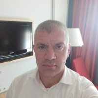 Руслан, Санкт-Петербург, м. Московская, 43 года