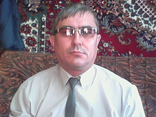 Ильдус Альмиев, Россия, Бугульма, 53 года. Мне 51год разведен живу один. Жильем обеспечен. На пенсии по инвалидности. Познакомлюсь с женщиной ч