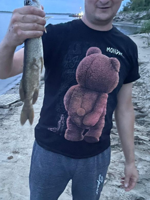 Денис, Санкт-Петербург, 42 года, 1 ребенок, 1 фото. Ищу: Переписка, дружба. 
А что потом? -скажете вы. 
А потом посмотрим)  Анкета 529101. 