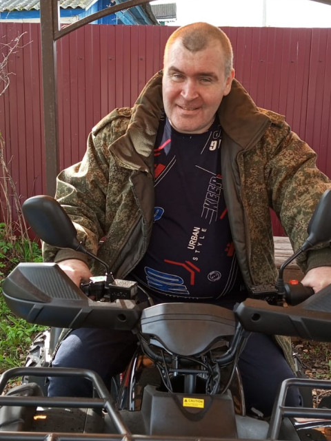 Андрей, Россия, Москва, 43 года. Познакомлюсь с женщиной для  серьезных отношений, брака и создания семьи,моквич не женат детей нет работаю в сфере мебели