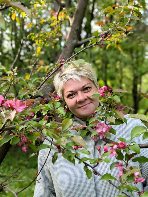 Надежда, Россия, Москва, 46 лет, 2 ребенка. Познакомлюсь с мужчиной для любви и серьезных отношений, брака и создания семьи, гостевого брака, дрВ разводе, дети взрослые живут отдельно. Надеюсь что жизнь только начинается.. 