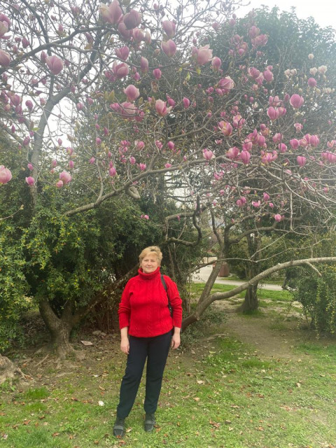 Людмила, Россия, Туапсе, 61 год. Познакомлюсь с добрым , веселым мужчиной для общенияНа пенсии, не работаю, дети взрослые, живут в другом городе