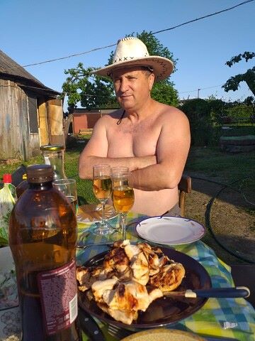 Петр Петрович, Россия, Санкт-Петербург, 57 лет, 1 ребенок. Хочу найти КрасивуюОдинок. работаю. 