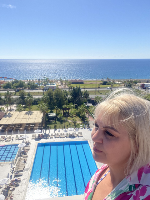 Марина, Москва, 46 лет, 1 ребенок. Познакомлюсь с мужчиной для любви и серьезных отношений, брака и создания семьи, воспитания детей.  Анкета 538448. 