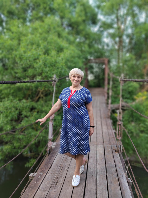 Галина, Россия, Новомосковск, 62 года. Познакомлюсь с мужчиной для любви и серьезных отношений. Вдова живу в частном доме работаю