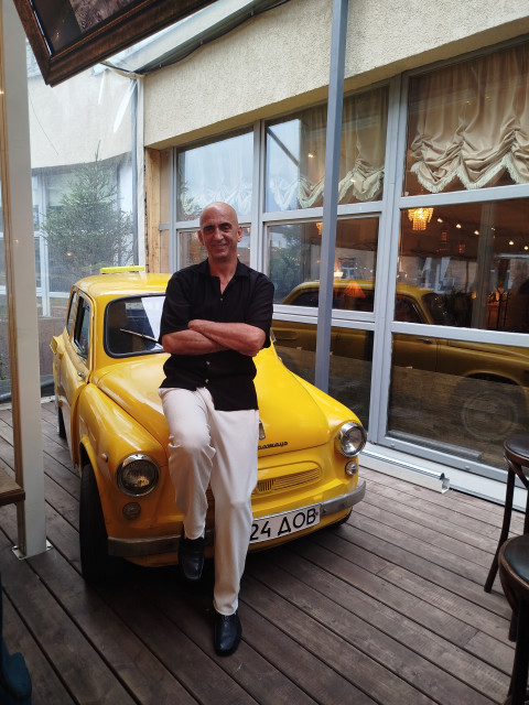 Михаил, Россия, Москва, 55 лет, 1 ребенок. Познакомлюсь с обычной женщиной.Обычный мужчина. Ищу женщину для встреч.