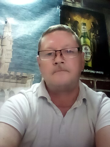 Владимир Луцкив, Россия, Луганск, 54 года, 1 ребенок. Хочу найти Добрую умную рассудительный. для общения с будущим. Проживал ст Луганская , сейчас в Луганске работаю на лиа в охране зарплата небольшая но стабильная. 