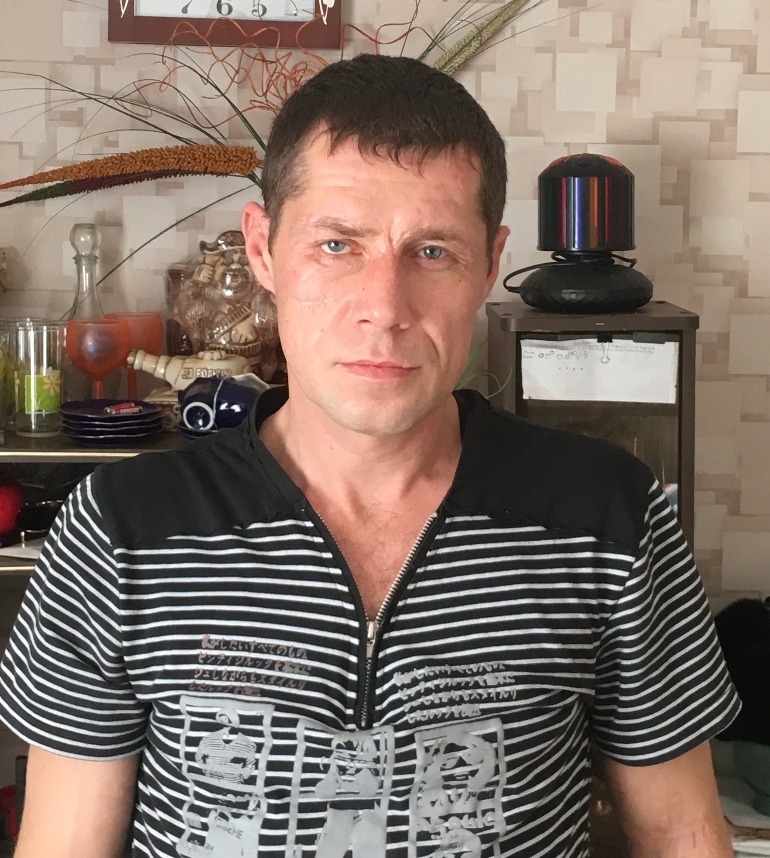 Николай, Россия, Хабаровск, 41 год. Хочу найти Честную, порядочную, стройную, целеустремленную. Целеустремленный, ответственный, порядочный, не люблю ложь. 