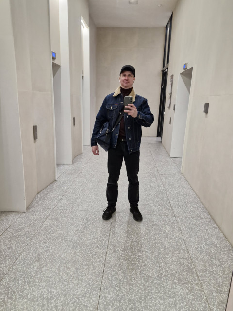 Михаил, Россия, Королёв, 39 лет. Он ищет её: Познакомлюсь с женщиной для брака и создания семьи. 
Хочу встретить женщину прекрасную во всех отноЖаворонок, без вредных привычек. Ценю честность, верность. Остальное при личном общении.