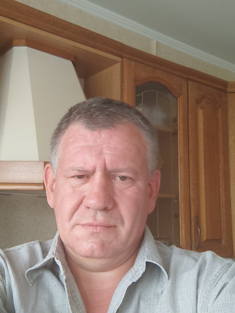 Алексей, Россия, Москва, 54 года, 1 ребенок. Хочу найти ВернуюСвободен, вдовец, дочь взрослая, живём вместе. 