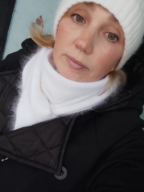 Оксана, Йошкар-Ола, 44 года, 2 ребенка, 4 фото. Ищу: Порядочного, верного, надёжного с чувством юмора для совместного проживания...  Анкета 547475. 