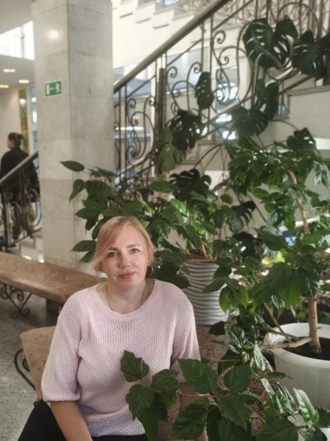 Оксана, Йошкар-Ола, 45 лет, 2 ребенка, 2 фото. Ищу: Порядочного, верного, надёжного с чувством юмора для совместного проживания...  Анкета 547475. 