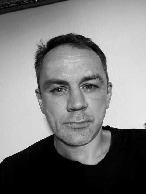 Дмитрий, Россия, Москва, 45 лет, 1 ребенок. Познакомлюсь с женщиной для любви и серьезных отношений, брака и создания семьи, воспитания детей.Интелект выше среднего (поговорить есть о чем :) мозг развит хорошо). Адекватный, нормальный мужик, 