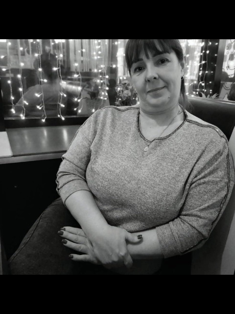 Екатерина, Москва, м. Новопеределкино, 49 лет, 1 ребенок. Познакомлюсь с мужчиной для брака и создания семьи. Не пью, и не курю, добросовестно, порядочная