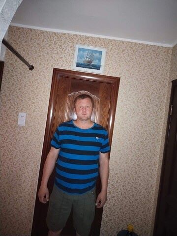 Игорь Евреинов, Россия, Санкт-Петербург, 39 лет, 1 ребенок. Хочу найти семья  бракРост 178 см  Вес 95 кг  работаю 5 дневка  суб-воск выходные
