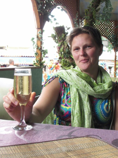 Екатерина Дюканова, Россия, Дубна, 43 года, 1 ребенок. Хочу найти Доброго, отзывчивогоСкромная девушка, косметикой не пользуюсь, не курю и не пью