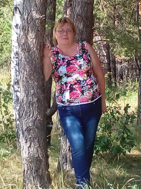 Наталия, Россия, Омск, 55 лет, 1 ребенок. Познакомлюсь с мужчиной для любви и серьезных отношений, брака и создания семьи. Работаю, занимаюсь огородом, люблю бывать на природе. 