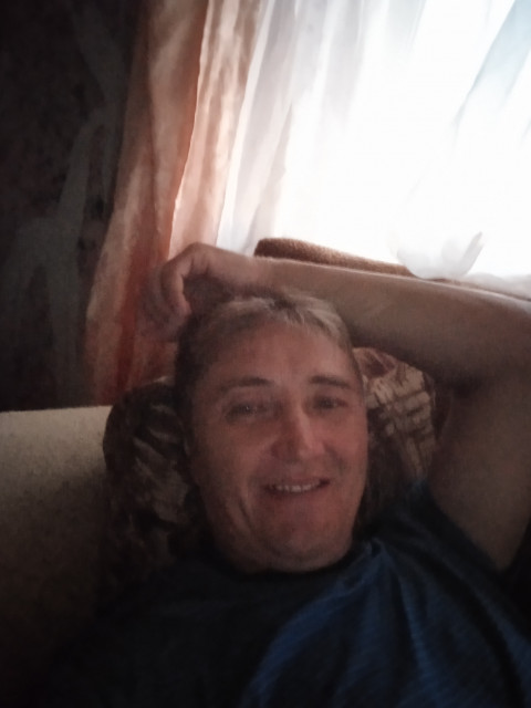 Ямиль, Россия, Уфа, 42 года. Познакомлюсь с женщиной для любви и серьезных отношений. Мне 40 лет ищу женщину для серьезных отношений