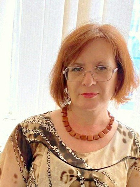 Лариса Аввакумова, Россия, р.п.Майна, 53 года, 1 ребенок. Познакомлюсь с мужчиной для любви и серьезных отношений, брака и создания семьи.Давно одинокая, почти все время посвящаю работе. Хочу изменить свою жизнь