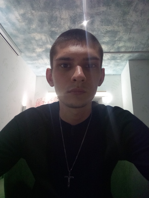 Владислав, Россия, Санкт-Петербург, 28 лет. Познакомлюсь с девушкой для любви и серьезных отношений, брака и создания семьи, рождения совместныхИщу серьёзные отношения. Люблю музыку, животных, прогулки, кино. Ценю в девушке, честность, верность