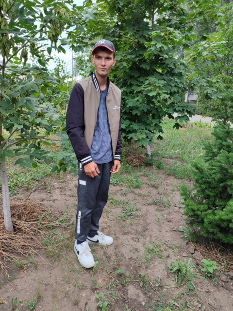 Слава Виноградов, Россия, Тольятти, 22 года. Хочу познакомиться с женщиной