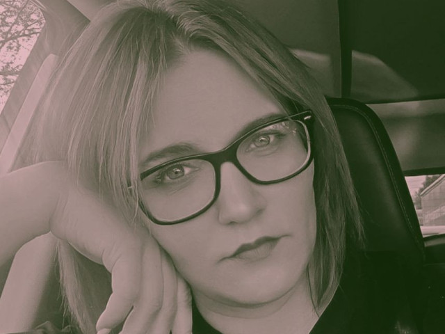 Ольга, Раменское, 40 лет, 1 ребенок, 4 фото. Она ищет его: Мужчиной* (да-да, именно так, с большой буквы ✅ ) для Любви** (ну, Вы поняли ✅ ) и сер  Анкета 561710. 