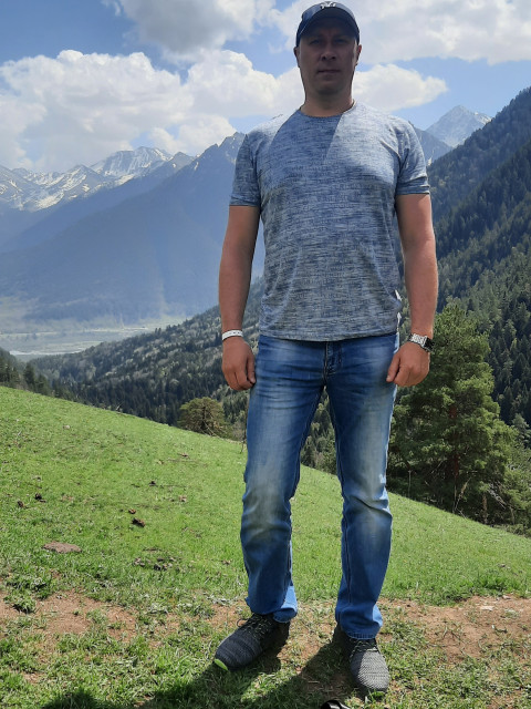 Дмитрий, Россия, Волгоград, 44 года. Хочу найти Простую девушку для создания семьи Анкета 563711. 