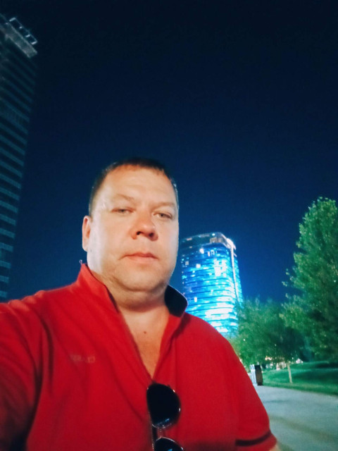 Олег, Москва, м. Лермонтовский проспект, 42 года, 1 ребенок. Познакомлюсь с женщиной для любви и серьезных отношений, брака и создания семьи.  Анкета 565244. 