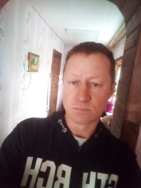 Дмитрий, Россия, Бобров, 47 лет, 3 ребенка. Он ищет её: Познакомлюсь с женщиной для любви и серьезных отношений. Не курю, к алкоголю не склонен